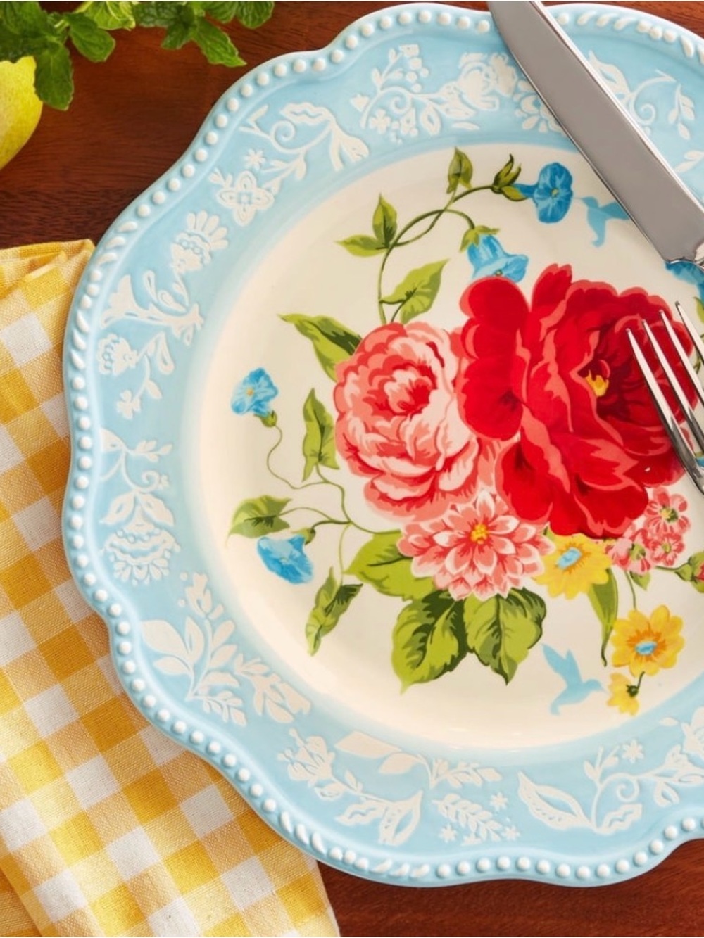The Pioneer Woman Sweet Rose 10.75” Ceramic Dinner Plate. NWT!